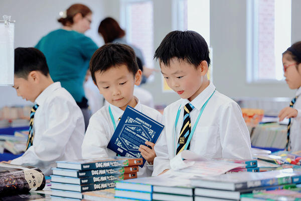 惠立读书周 - 图书展,南通惠立学校